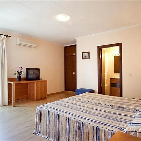 Bluewater Hotel 3*